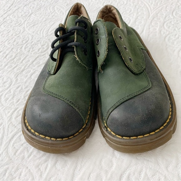 Vintage Dr. Martens Kids' Two Tone Leather Low Top Oxfords, Green / Black - Picture 2 of 8